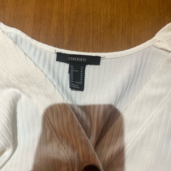 White bodysuit with brown buttons - Picture 3 of 12